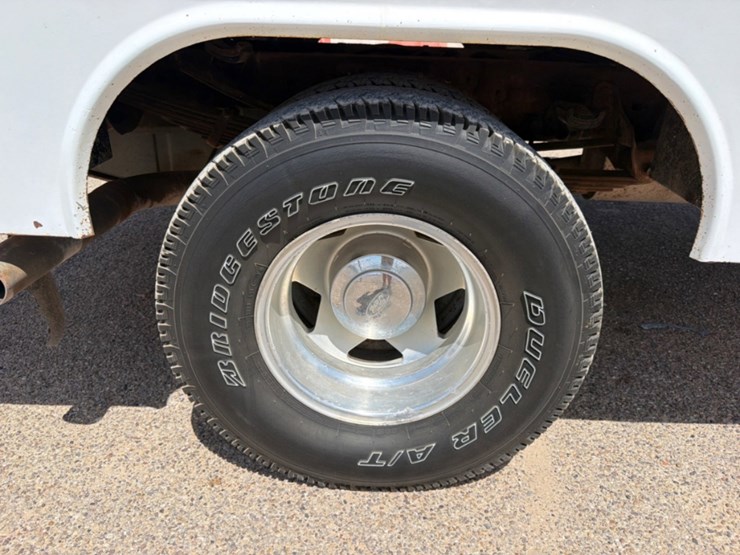 2001-ford-f350-image-4