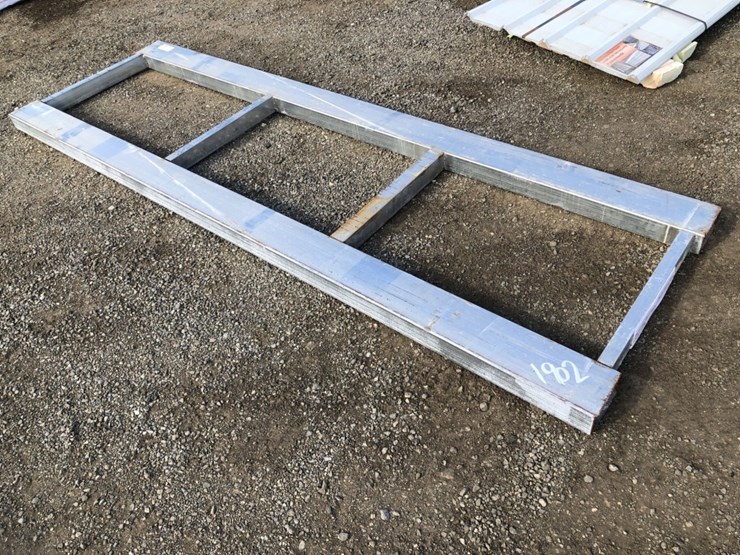 unused-3ft-x-10ft-forklift-pallet.-image-2