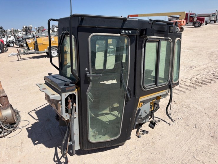 caterpillar-d6t-xl-image-8