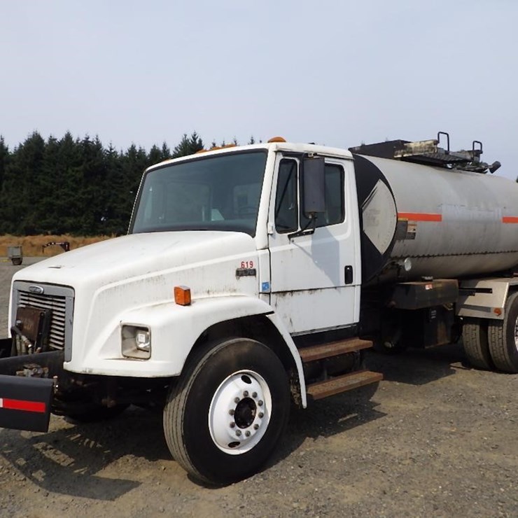 1999 FREIGHTLINER FL70