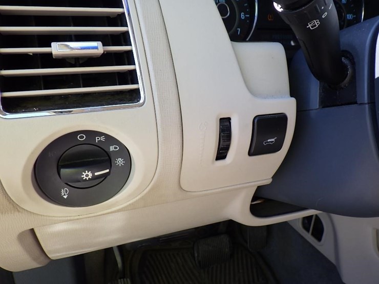 2009-ford-flex-image-20