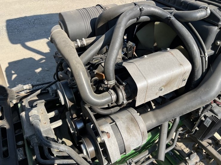 2014-john-deere-8500-image-19