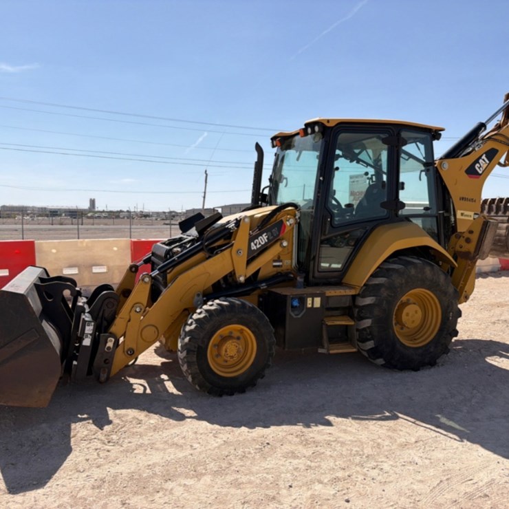 2021 CATERPILLAR 420F2 IT
