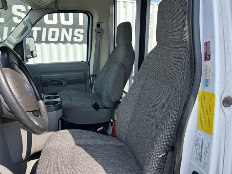 2012-ford-e450-sd-image-20