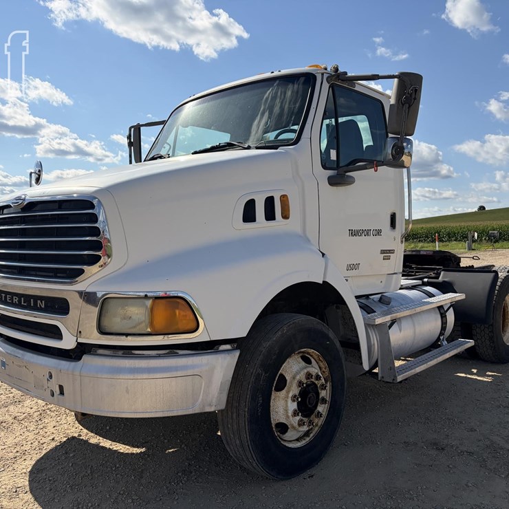 2006 STERLING AT9500