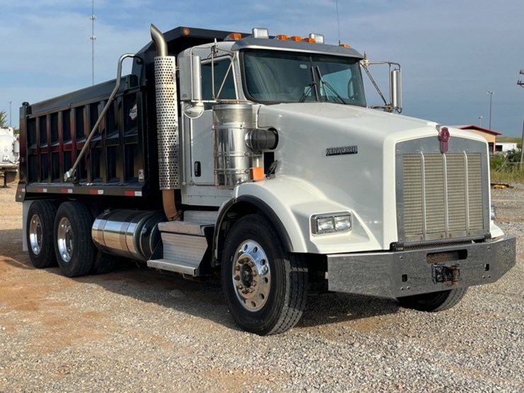 2020-kenworth-t800-image-3