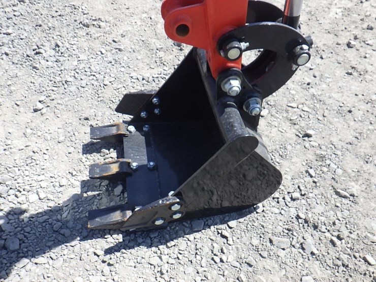 2026-vicsec-18flc-hydraulic-excavator-image-15