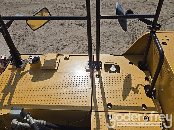 caterpillar-336-image-70