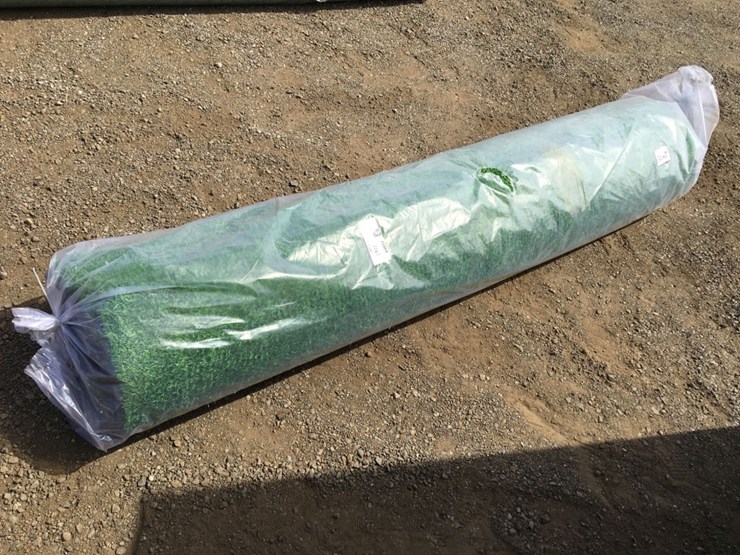 6.6ft-x-49.2ft-roll-of-unused-artificial-turf,-image-2