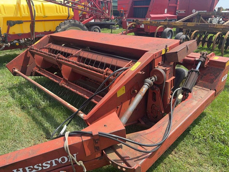 hesston-1091-image-4
