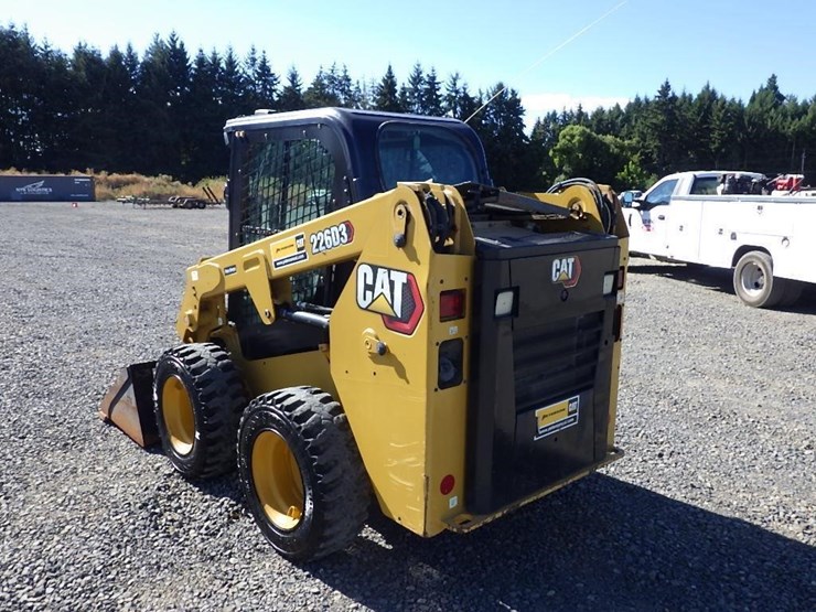2014-caterpillar-226d3-image-3