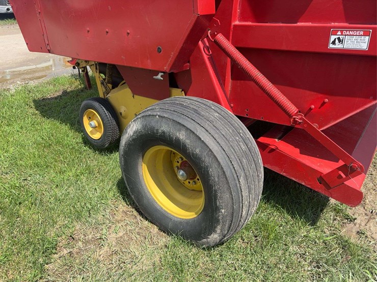 1997-new-holland-664-image-11