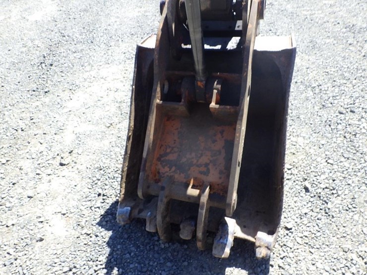 hitachi-ex120-image-30