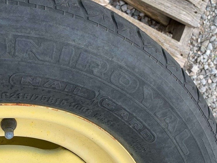 new-holland-hay-rake-wheels-image-4