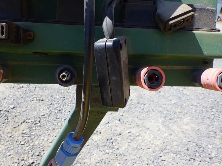 john-deere-4100-image-27