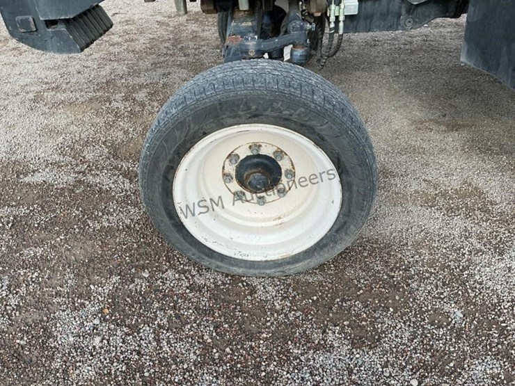 case-mxu110-ag-tractor-image-9