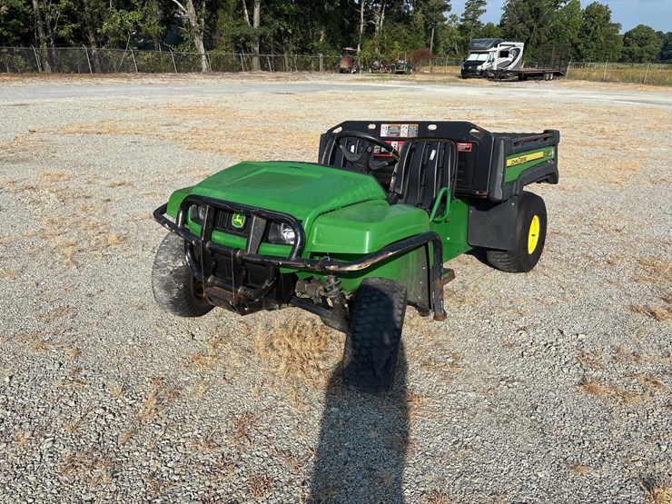 2015-john-deere-gator-image-5