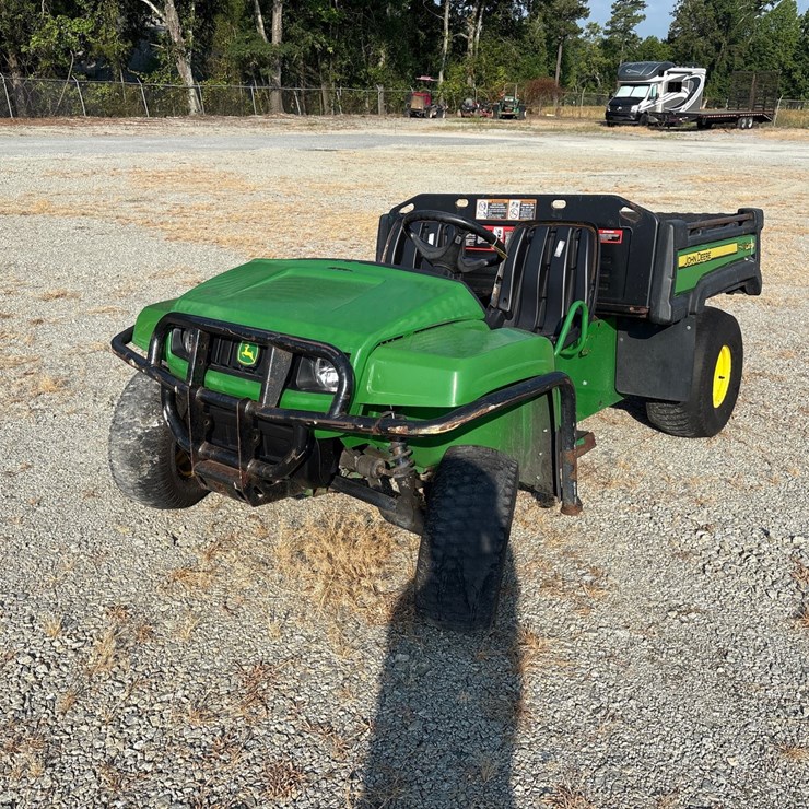 2015 JOHN DEERE GATOR