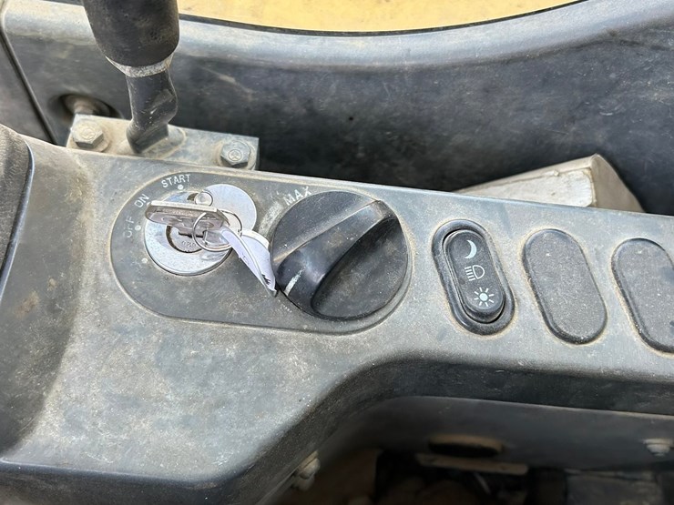 2017-komatsu-pc88mr-10-image-52