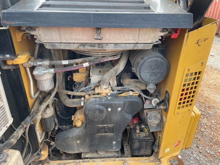 caterpillar-299d2-xhp-image-27