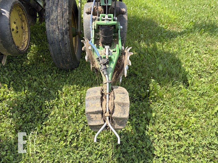 john-deere-7200-image-14