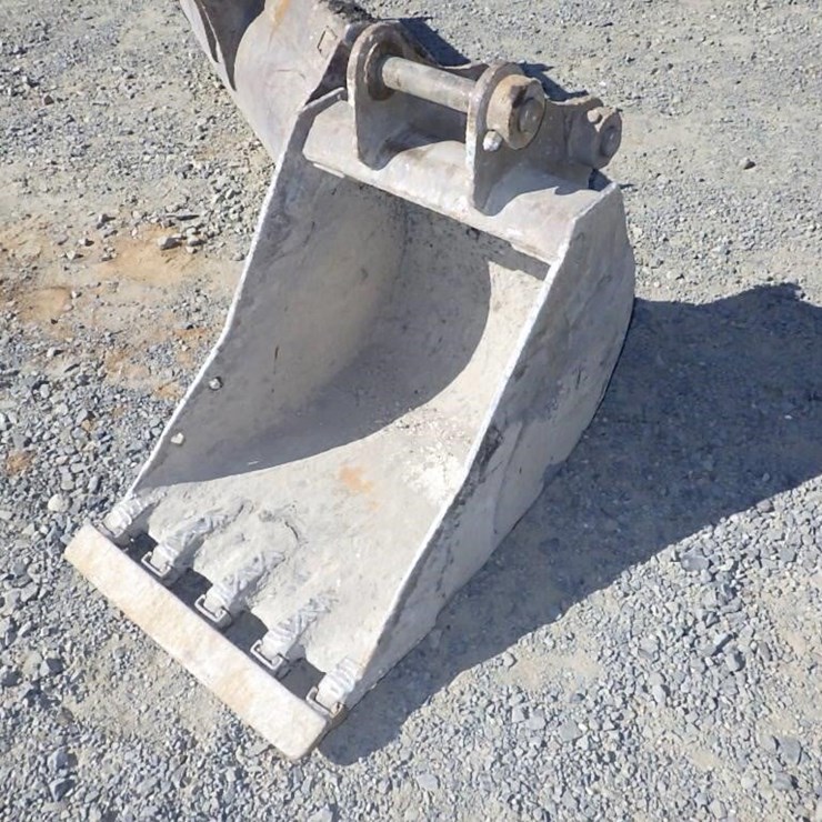 KOMATSU PC88MR