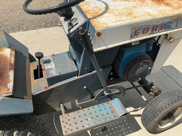 ford-tractor-image-8
