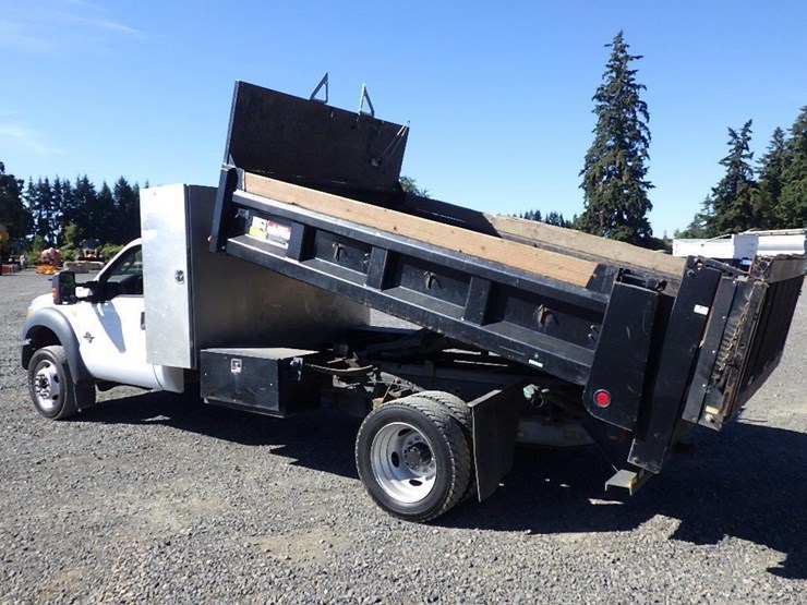 2014-ford-f550-image-3