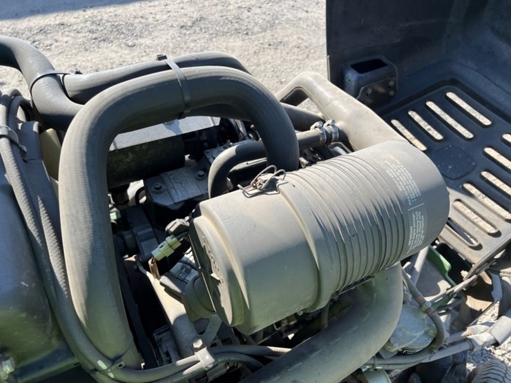 2014-john-deere-8500-image-18