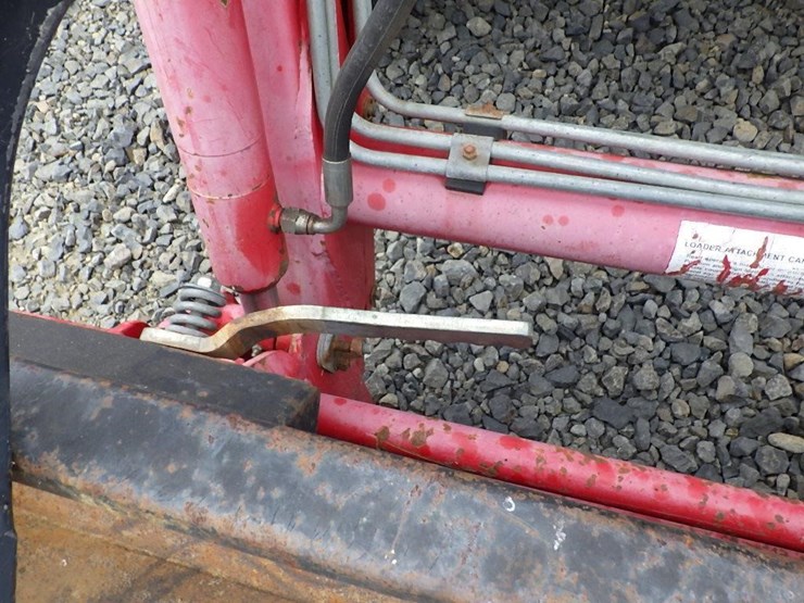 century-3647-tractor-loader-image-10
