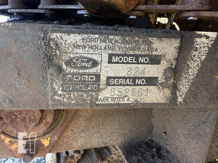 new-holland-824-image-5