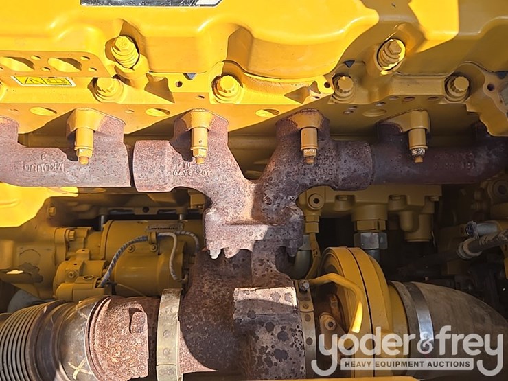 2019-caterpillar-336-image-58
