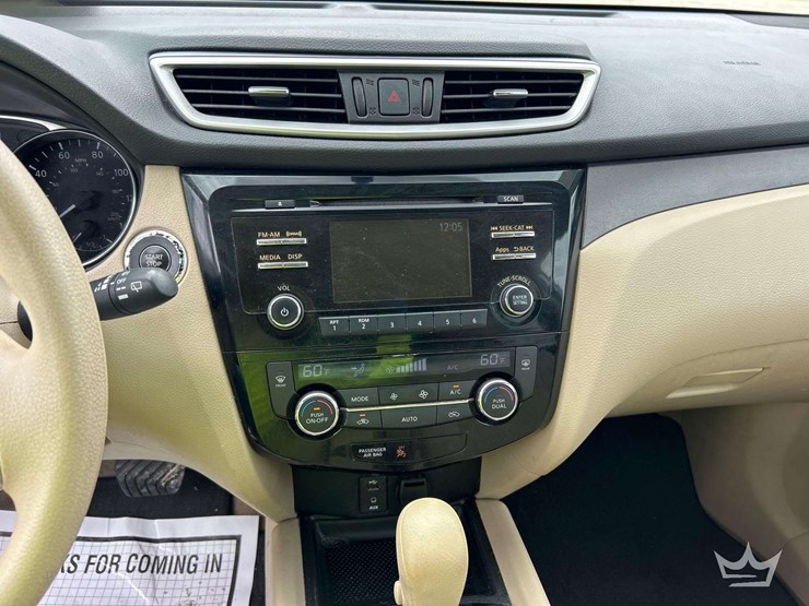 2015-nissan-rogue-image-11