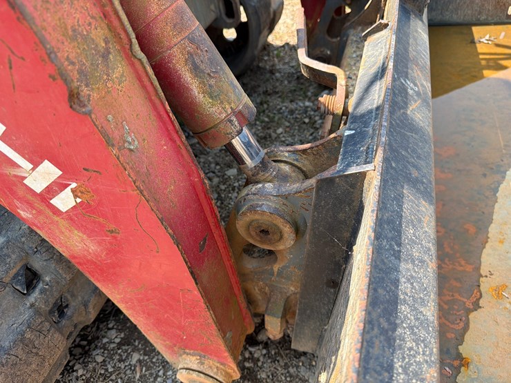 2016-takeuchi-tl10v2-image-15