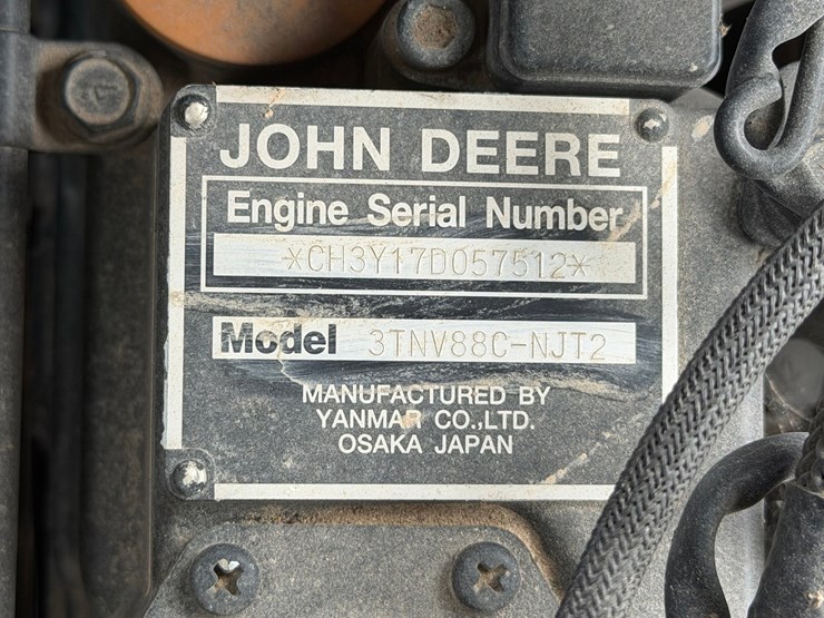 john-deere-3032e-image-67