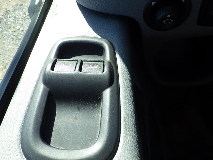 2018-ford-transit-image-50