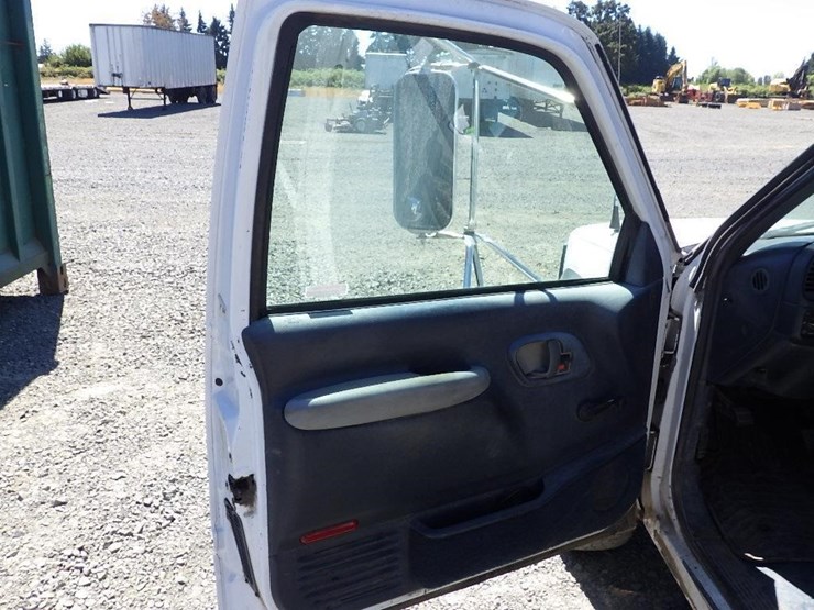 1997-chevrolet-3500-image-29