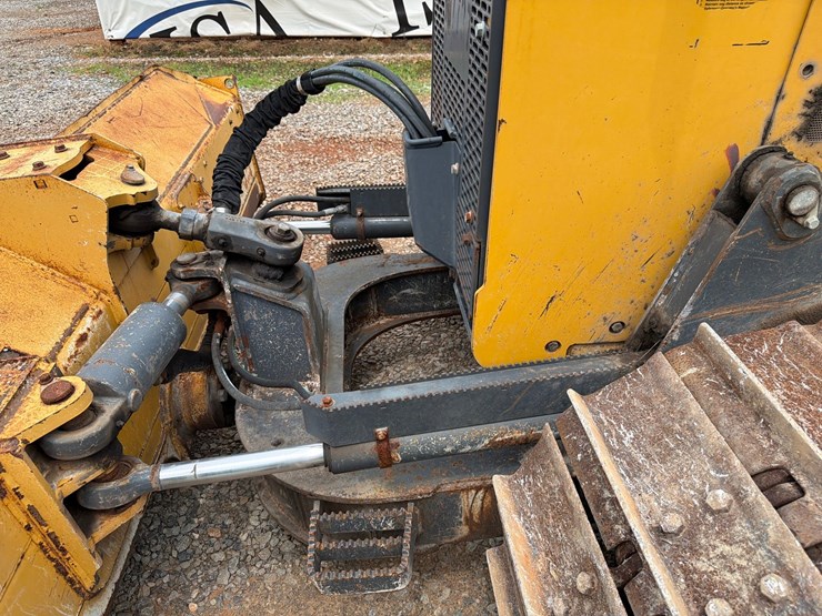 deere-650k-lgp-image-25