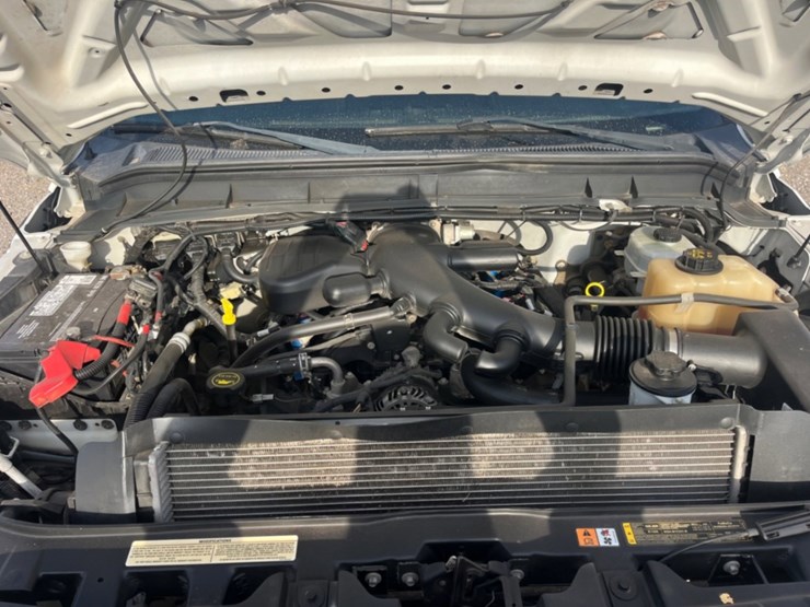 2016-ford-f550-image-9