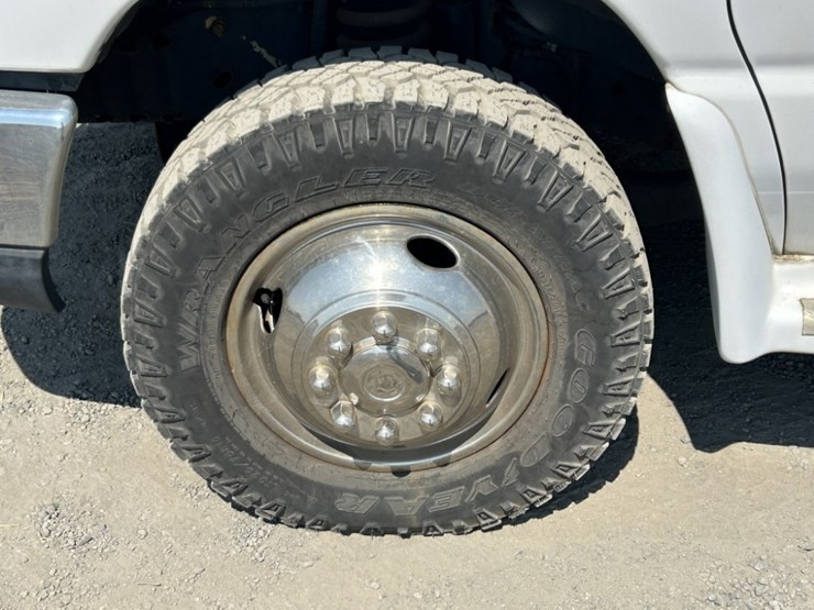2012-ford-e450-sd-image-31