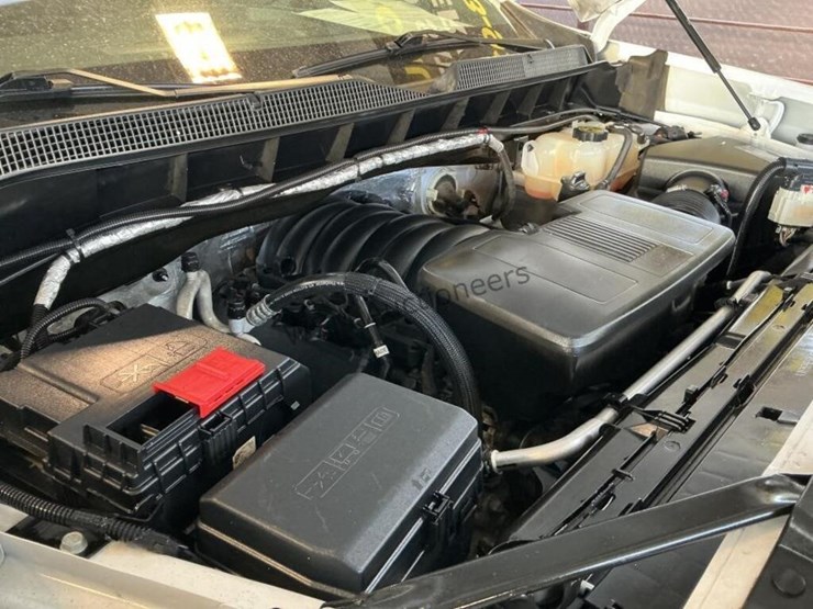 2021-chevrolet-silverado-1500-image-12