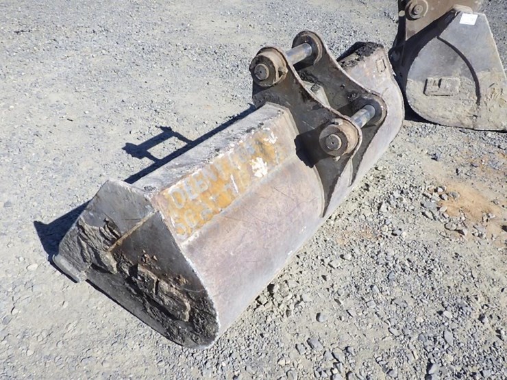 komatsu-pc88mr-image-2