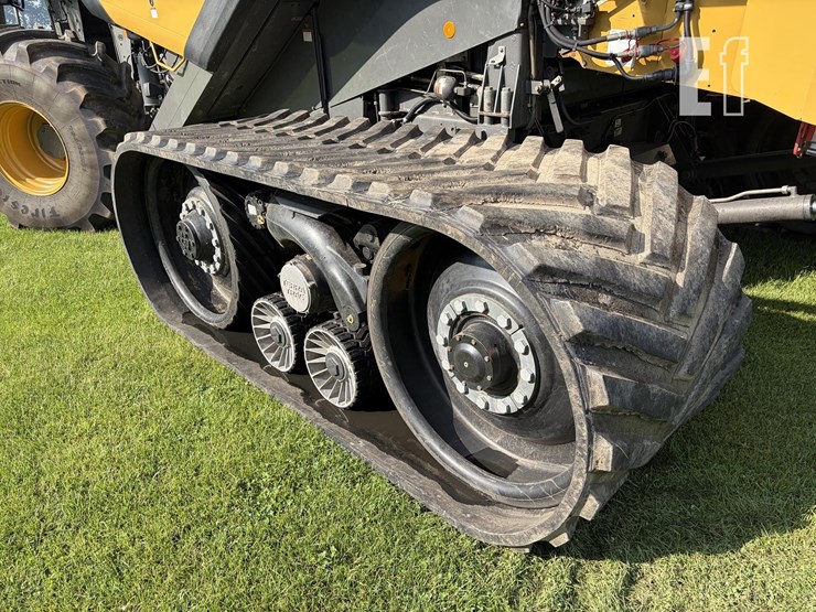 2013-caterpillar-c13-image-18