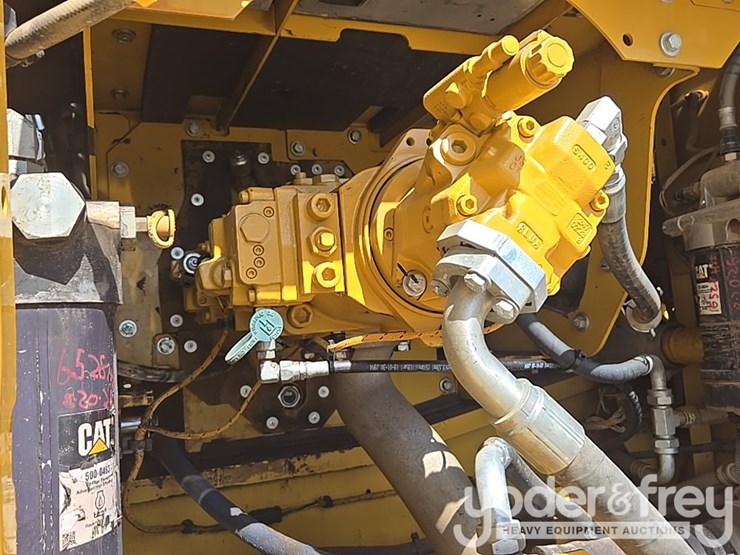 caterpillar-336-image-40