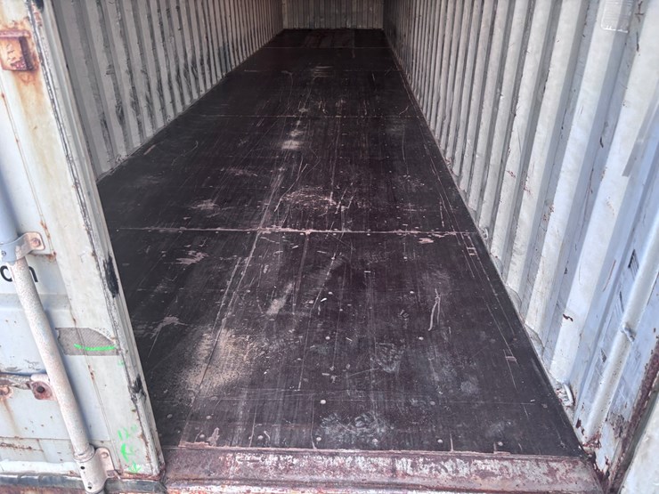 #1239-•-40ft-shipping-container-image-6