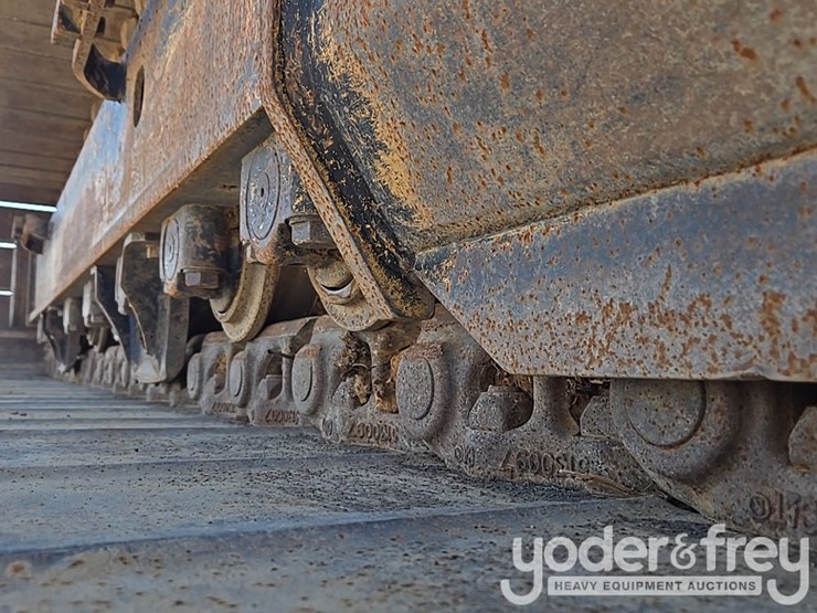 2019-caterpillar-336-image-18