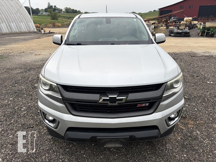 2017-chevrolet-colorado-image-8