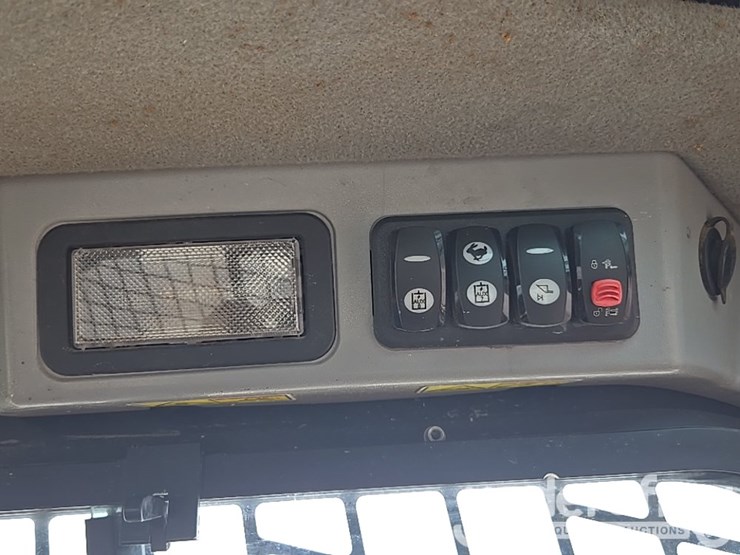 2018-caterpillar-289d-image-30
