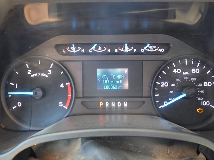2020-ford-f550-image-38