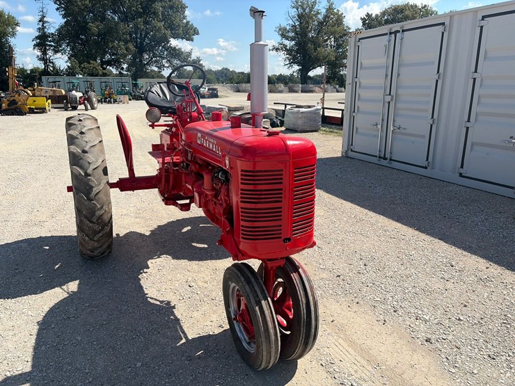 #203-•-farmall-super-c-image-2